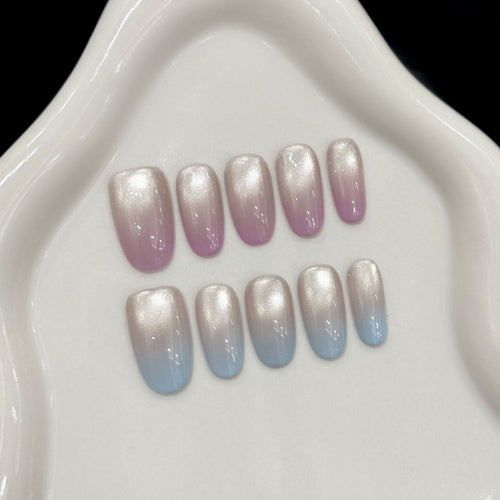 365nails: "Iridescent Aurora" – Hand-Painted Ombré Cat Eye Handmade Press on Nails Short Almond Nails – Image 2