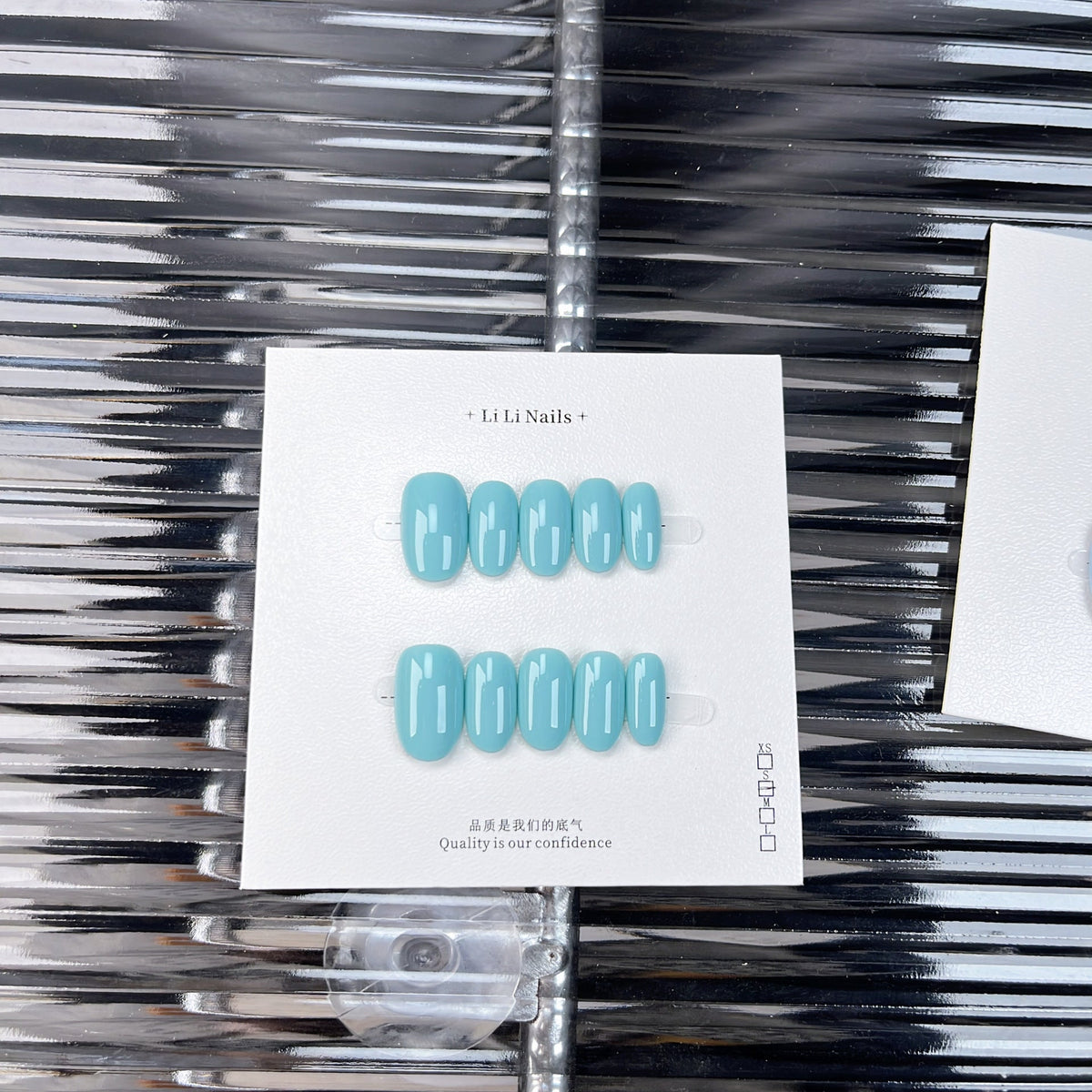 The Essential Solids | Short Round Handmade Press-on Nails – Image 19